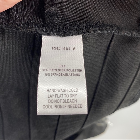 WOW COUTURE Off-the-shoulder Cropped Bandage top - Picture 12 of 12